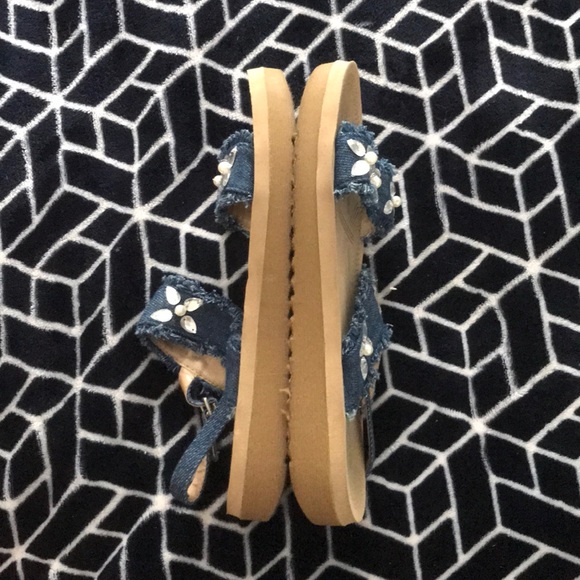 Brown and Denim platform sandals - Picture 2 of 2